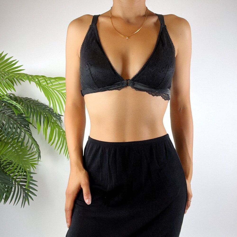Vintage Y2K Grunge Victoria's Secret Black Lace Whimsygoth Bralette / Sz: L - Picture 2 of 5